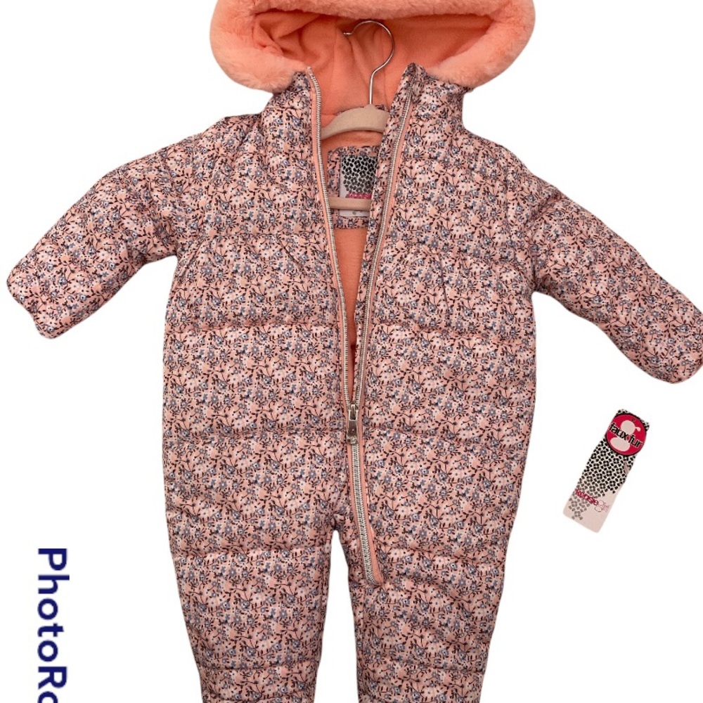 Brand new I buy for my baby but When I putting on didn’t fit bc she is 6-9 now..